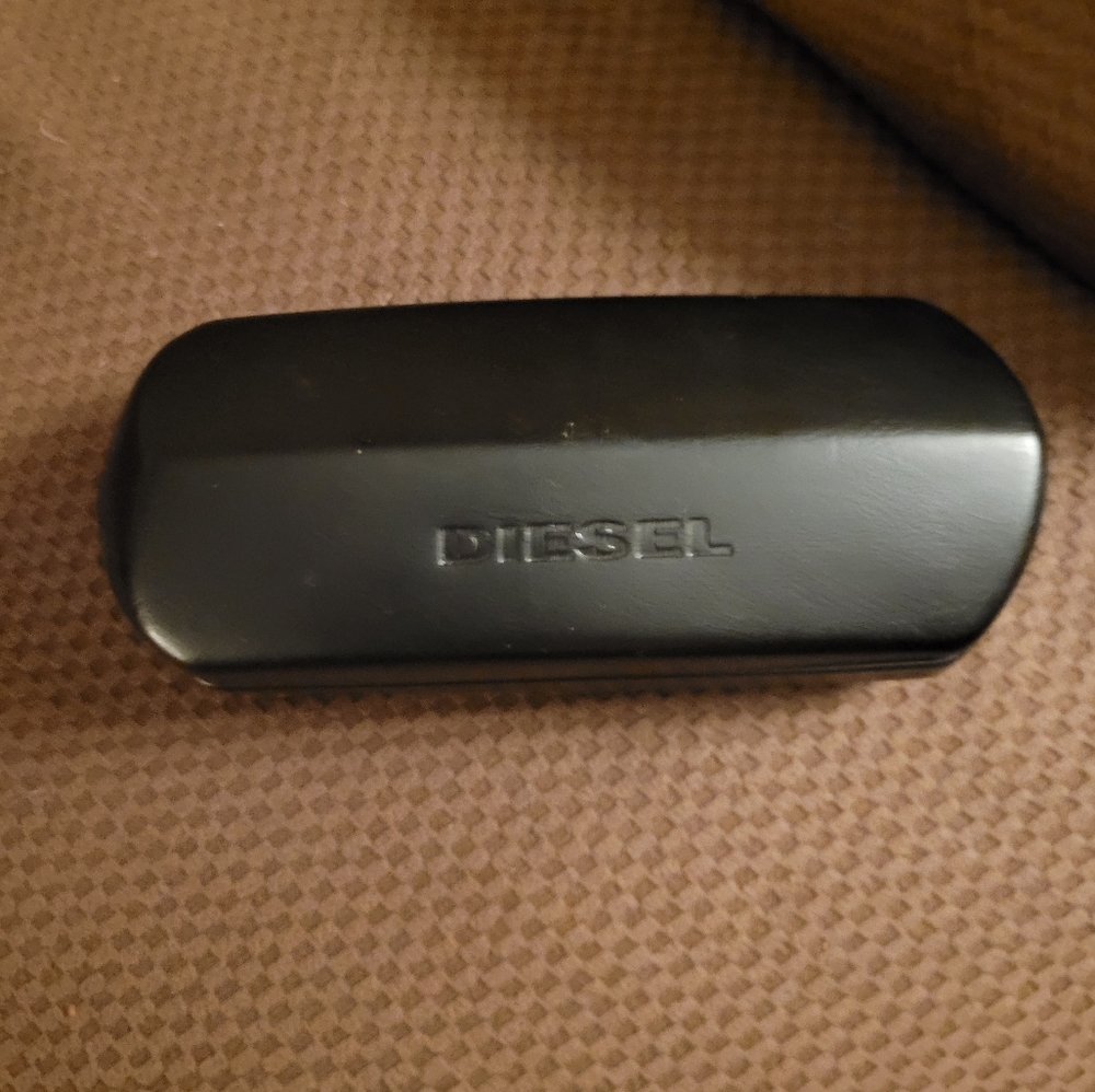 Diesel reading glasses